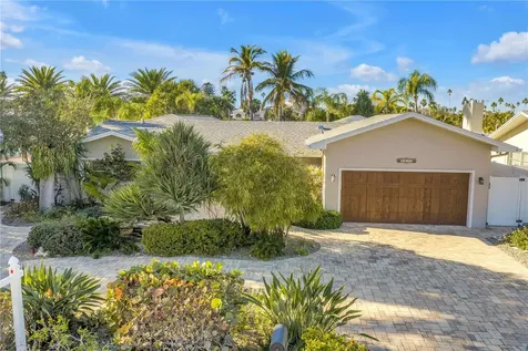 2890 Alton Drive St Pete Beach FL 33706