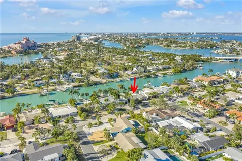 2890 Alton Drive St Pete Beach FL 33706