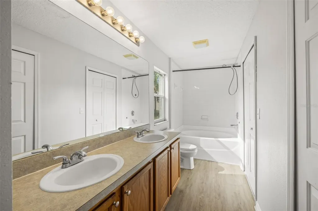 6114 School House Court Wesley Chapel FL 33545