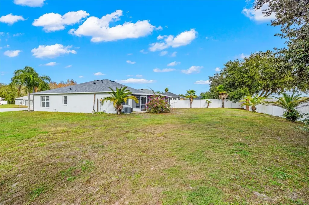 6114 School House Court Wesley Chapel FL 33545