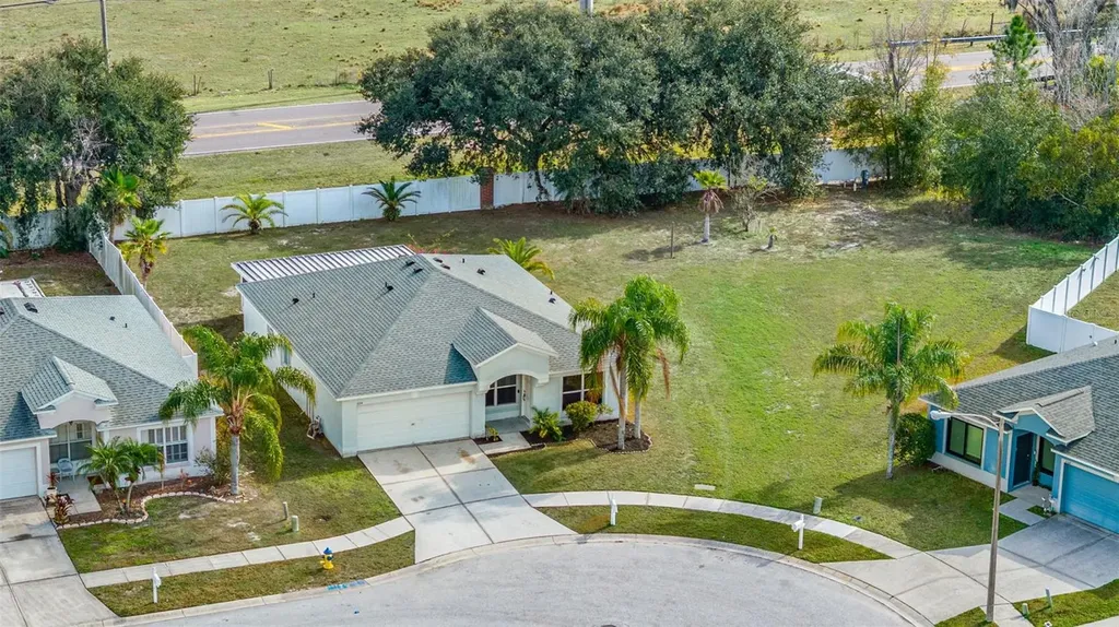 6114 School House Court Wesley Chapel FL 33545