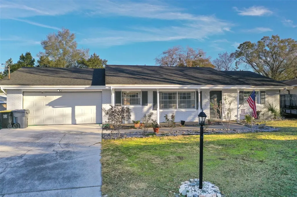 250 Volusia Drive Winter Haven FL 33884