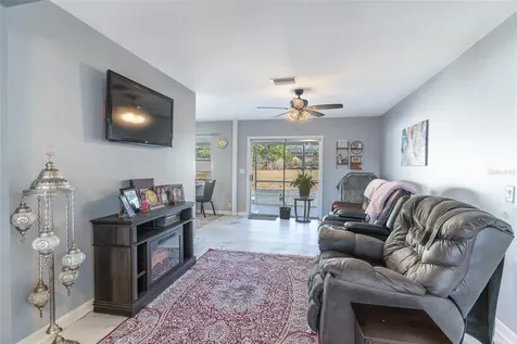 250 Volusia Drive Winter Haven FL 33884