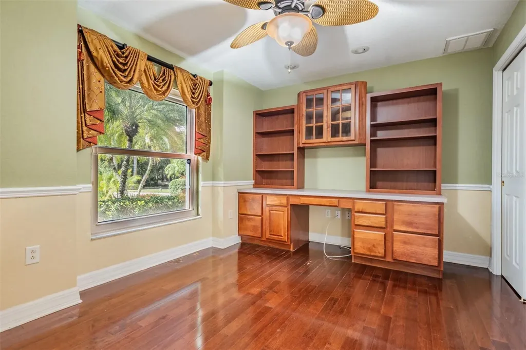 10133 Collar Drive San Antonio FL 33576