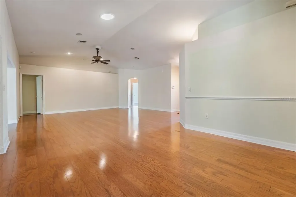 10133 Collar Drive San Antonio FL 33576