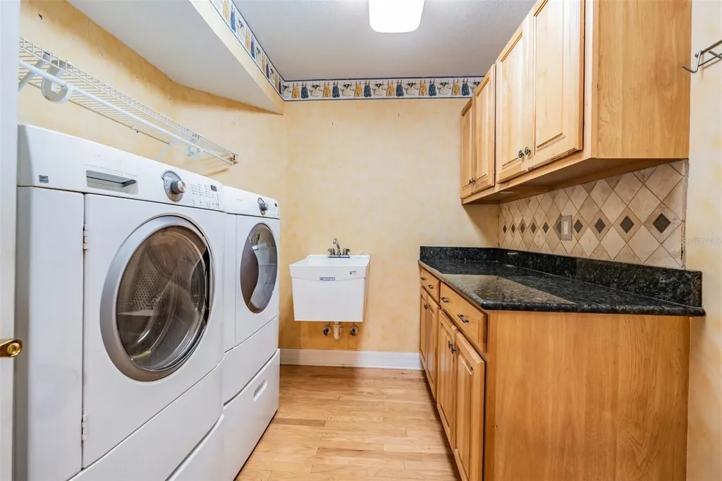 10133 Collar Drive San Antonio FL 33576