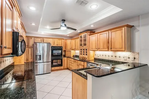 10133 Collar Drive San Antonio FL 33576