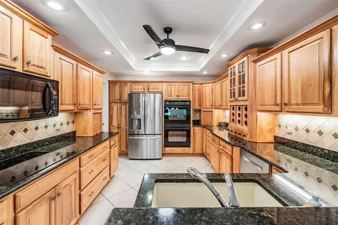 10133 Collar Drive San Antonio FL 33576