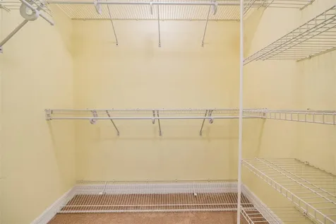 10133 Collar Drive San Antonio FL 33576