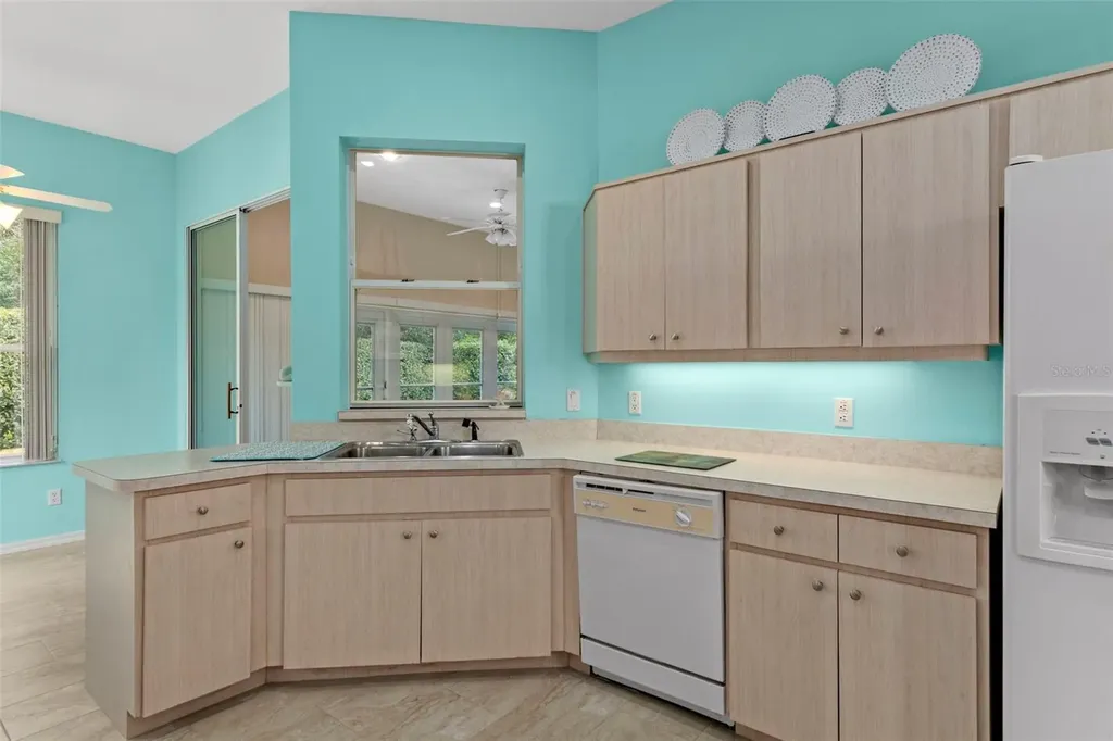 15 W Byrsonima Loop Homosassa FL 34446