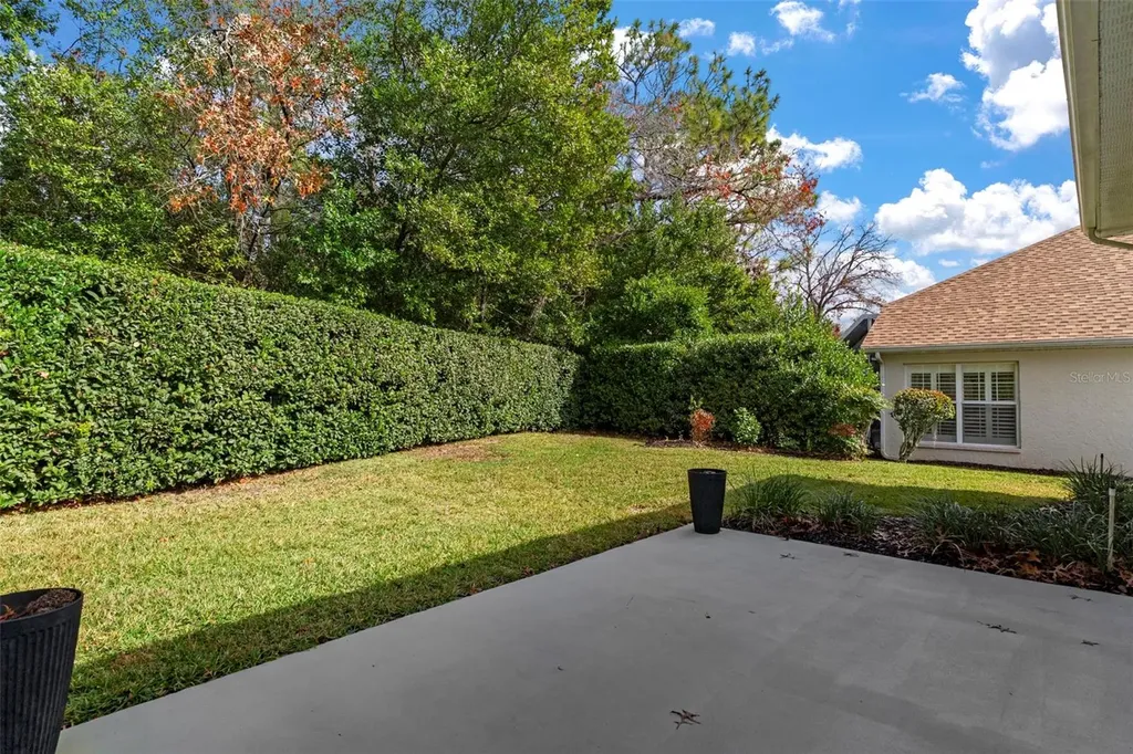 15 W Byrsonima Loop Homosassa FL 34446