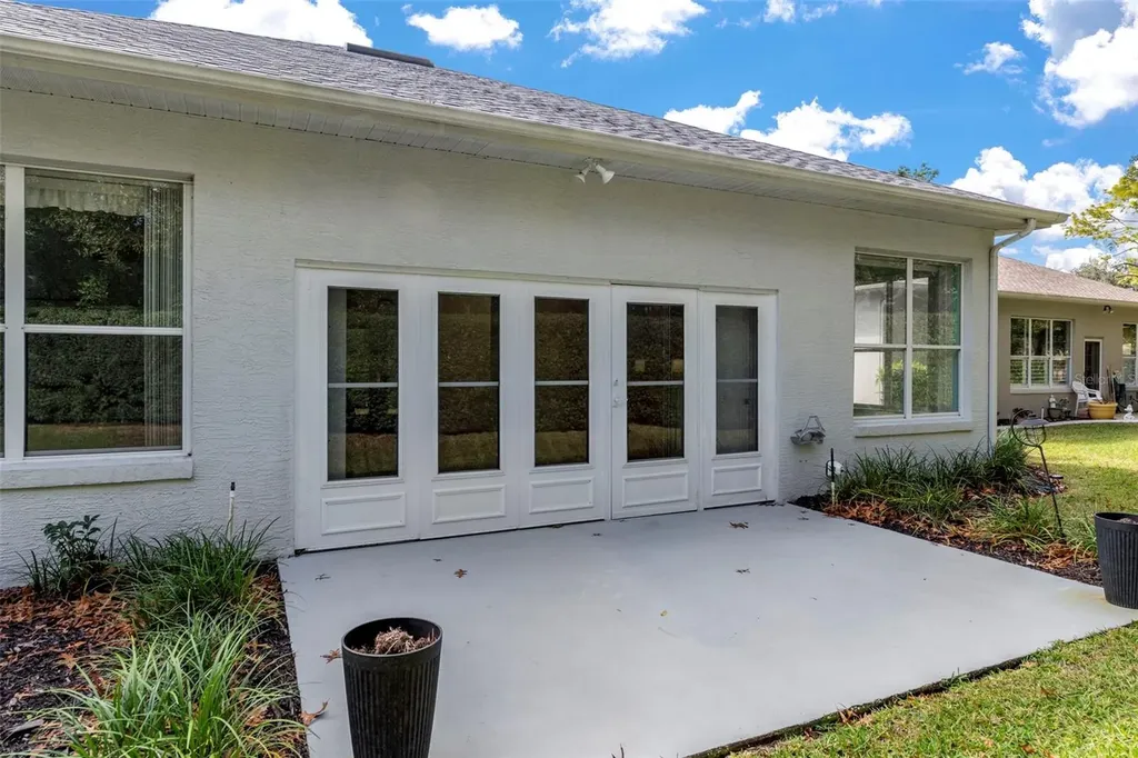 15 W Byrsonima Loop Homosassa FL 34446