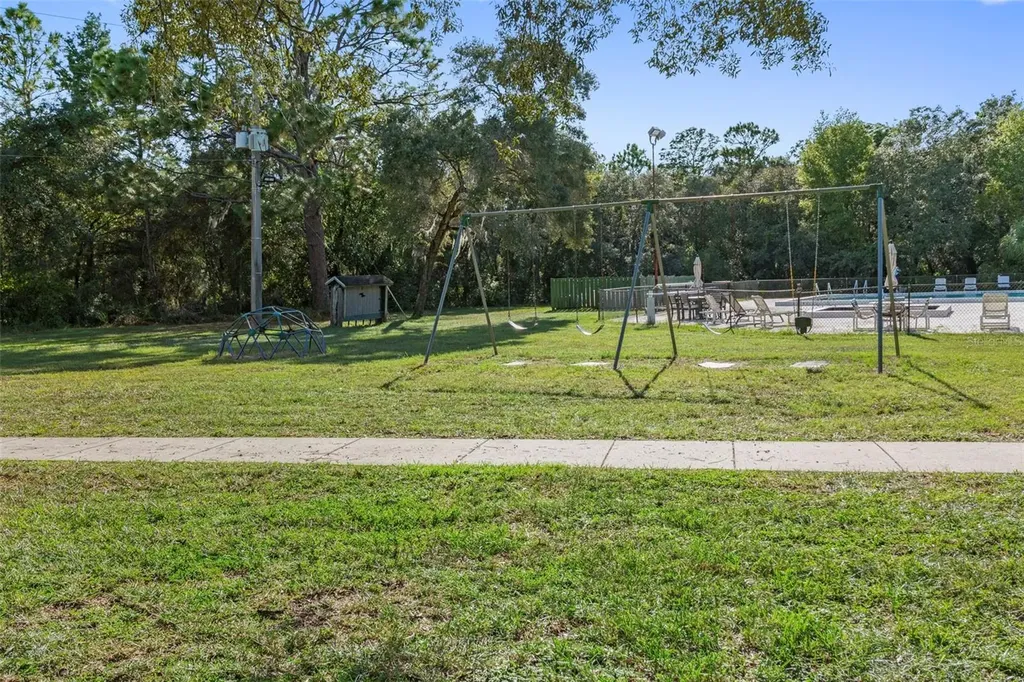 15 W Byrsonima Loop Homosassa FL 34446