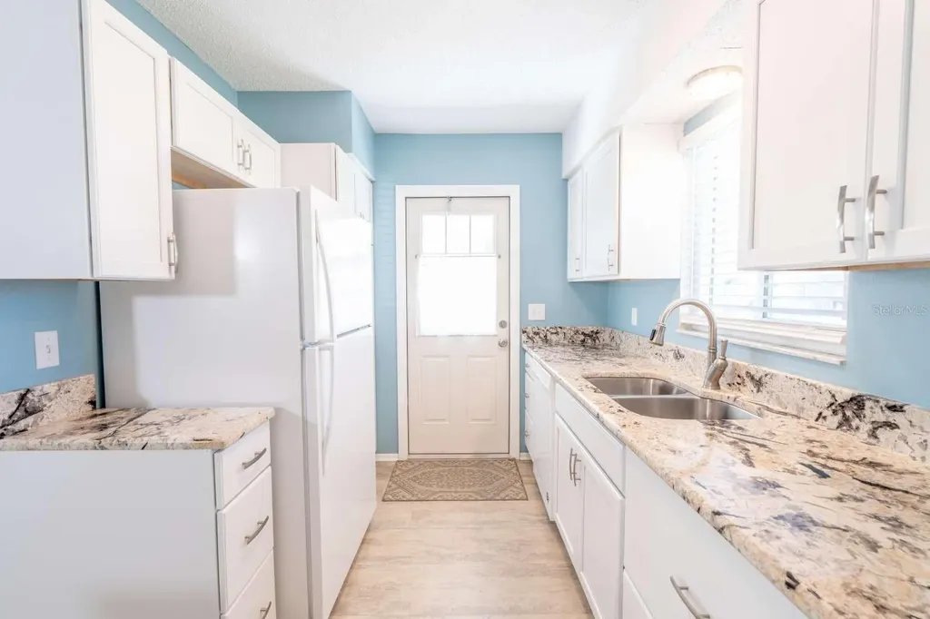 456 Circlewood Drive Venice FL 34293