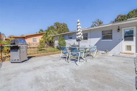 4742 Cypress Drive Lake Wales FL 33898