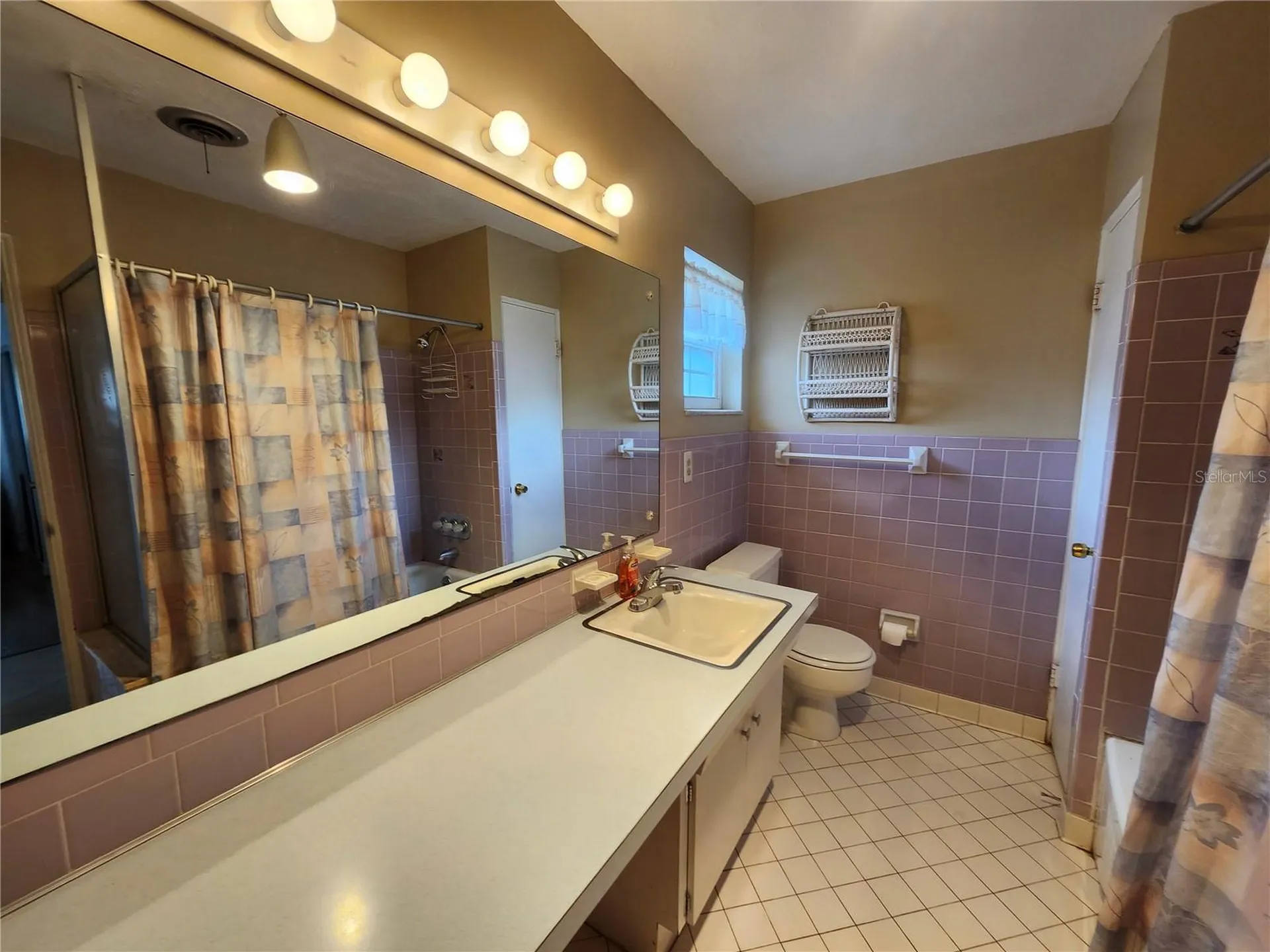 5700 30th Avenue N St Petersburg FL 33710