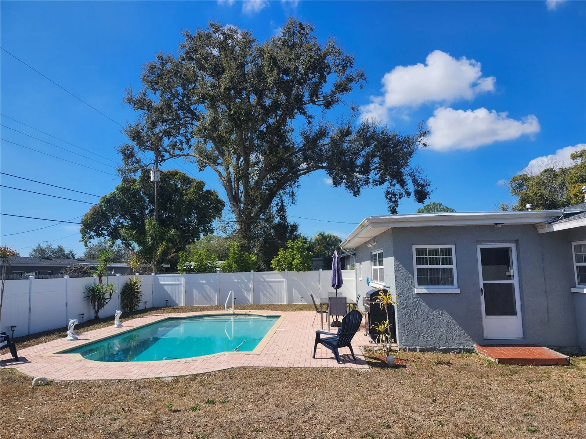 5700 30th Avenue N St Petersburg FL 33710