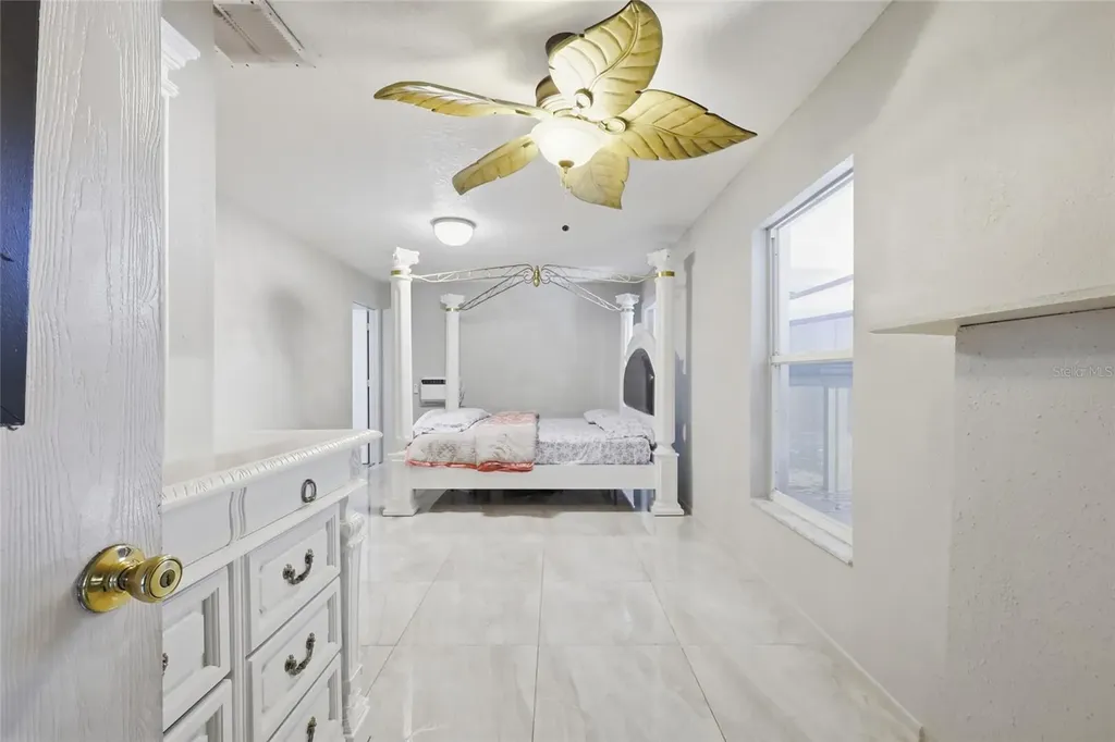1123 Epson Oaks Way Orlando FL 32837