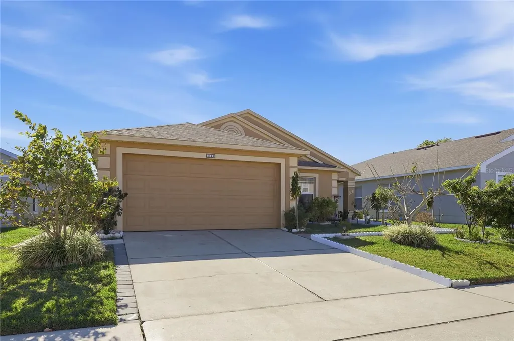 1123 Epson Oaks Way Orlando FL 32837
