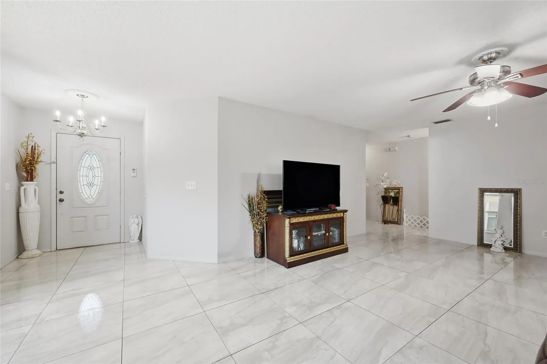 1123 Epson Oaks Way Orlando FL 32837
