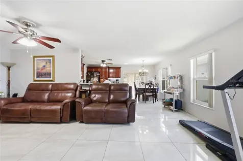 1123 Epson Oaks Way Orlando FL 32837