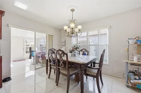 1123 Epson Oaks Way Orlando FL 32837