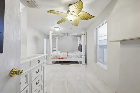 1123 Epson Oaks Way Orlando FL 32837