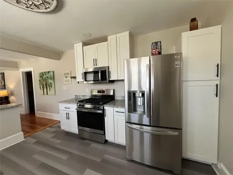 914 17th Street W Bradenton FL 34205