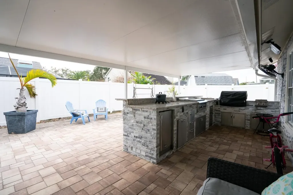 6502 Yellowhammer Avenue Tampa FL 33625