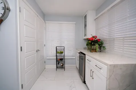 6502 Yellowhammer Avenue Tampa FL 33625