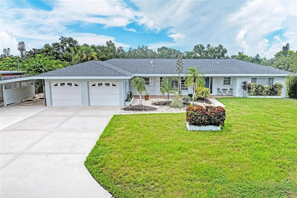 2705 S Brink Avenue Sarasota FL 34239