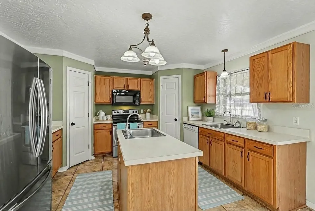 194 Abalone Road NW Palm Bay FL 32907