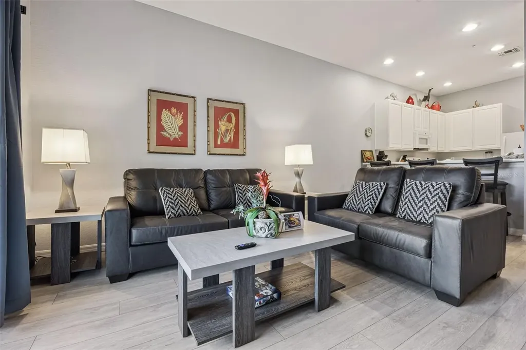 714 New Providence Promenade Davenport FL 33897