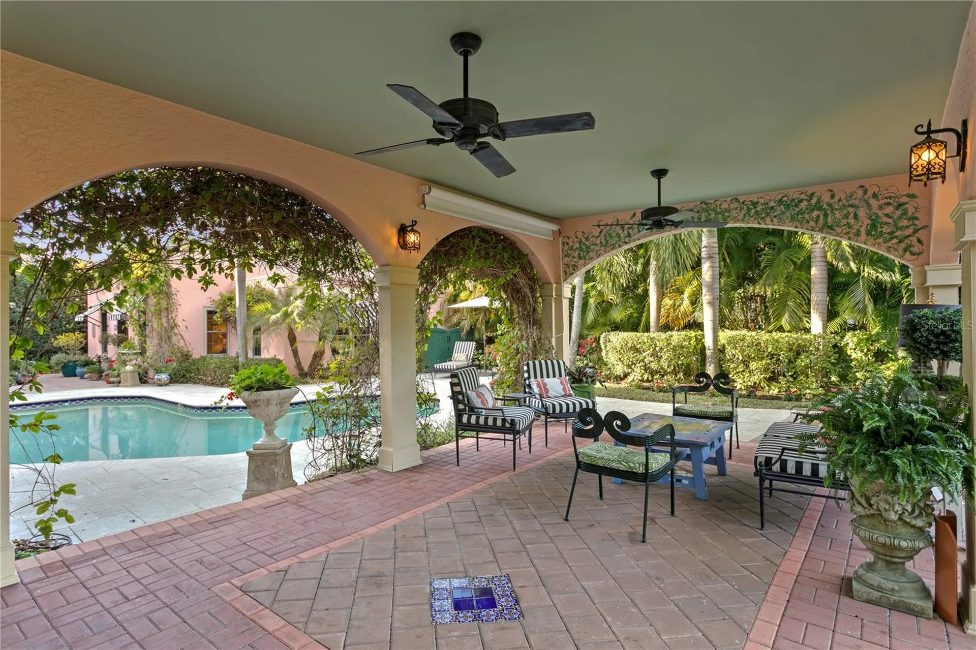 7211 3rd Avenue S St Petersburg FL 33707