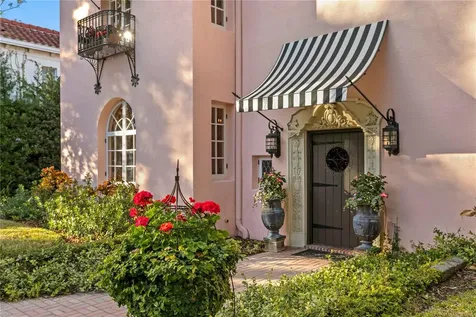 7211 3rd Avenue S St Petersburg FL 33707