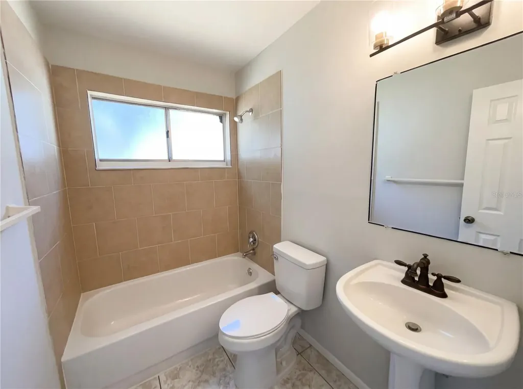 6137 Sparling Hills Circle Orlando FL 32808