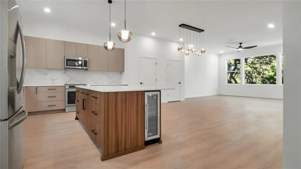 2118 4th Street S St Petersburg FL 33705