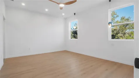 2118 4th Street S St Petersburg FL 33705