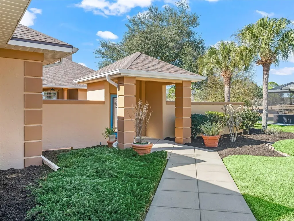 1412 Meadow View Way Lady Lake FL 32159