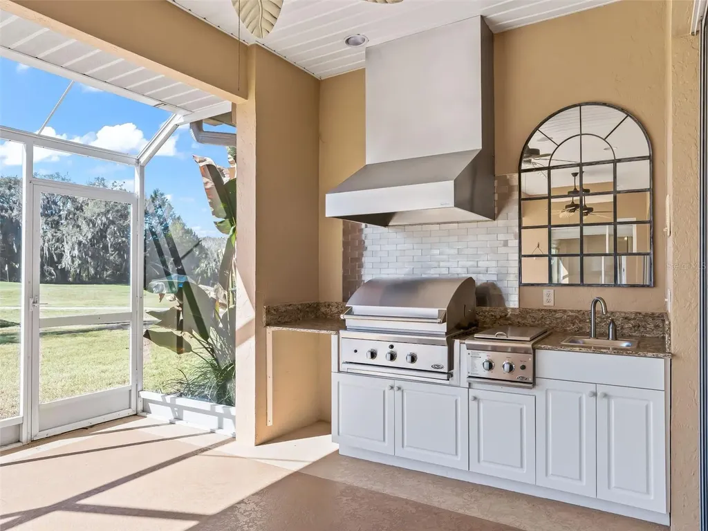 1412 Meadow View Way Lady Lake FL 32159
