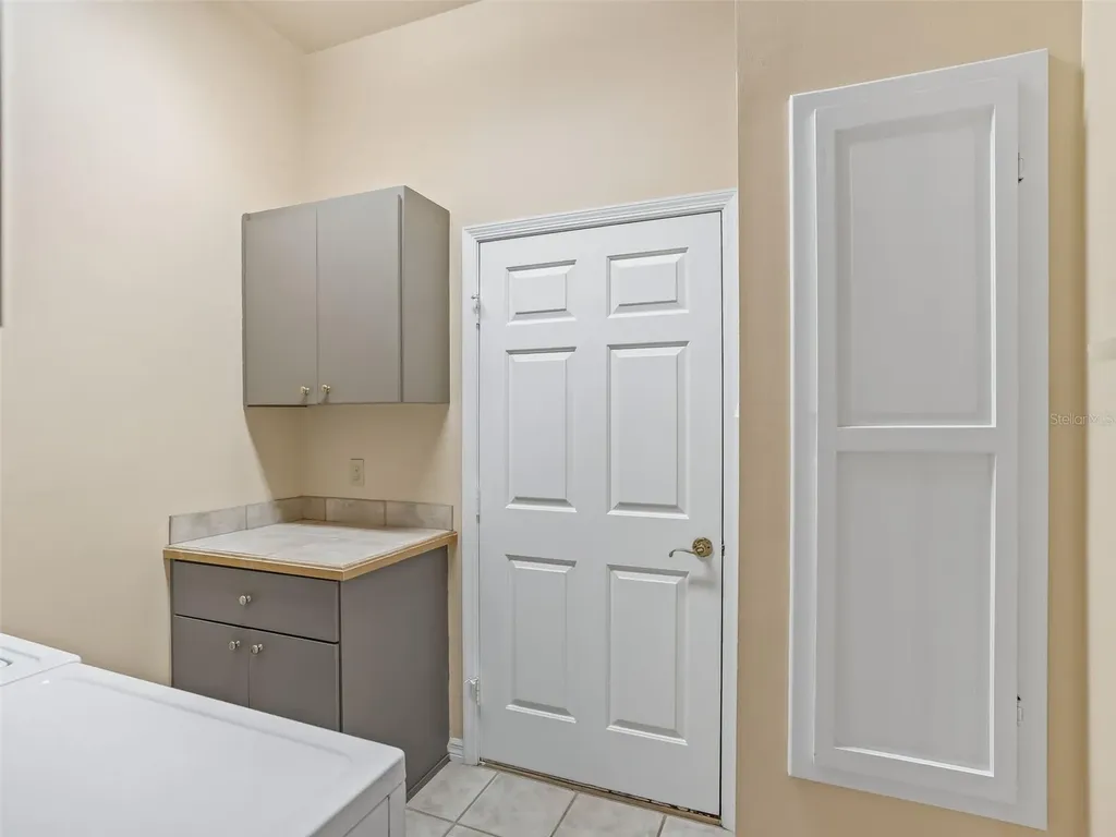 1412 Meadow View Way Lady Lake FL 32159