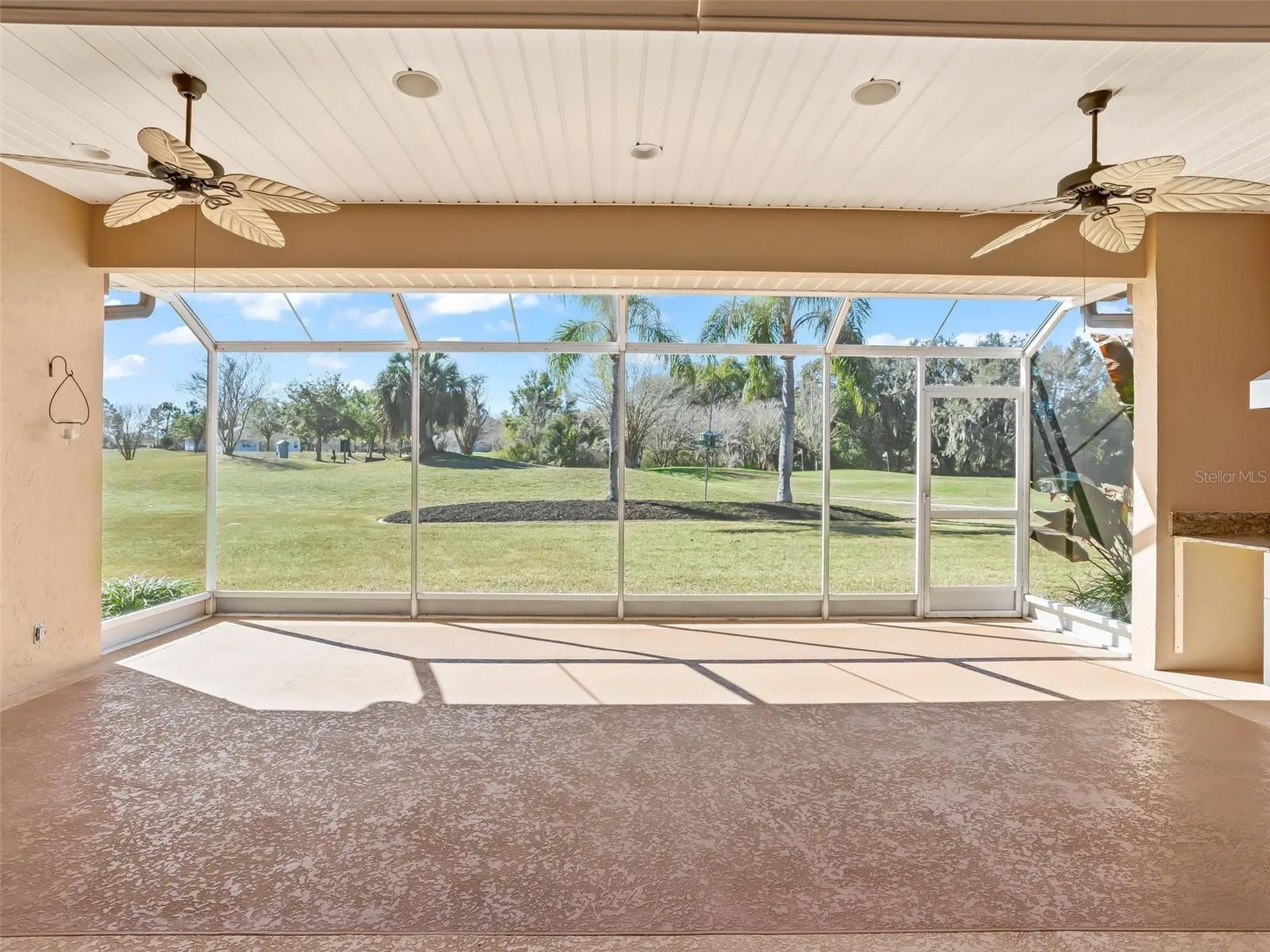 1412 Meadow View Way Lady Lake FL 32159