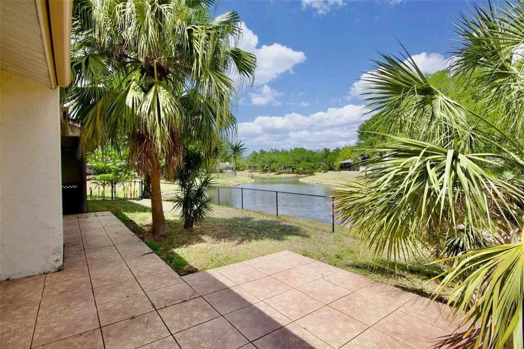 2529 Rustic Oak Ct Court Sarasota FL 34232