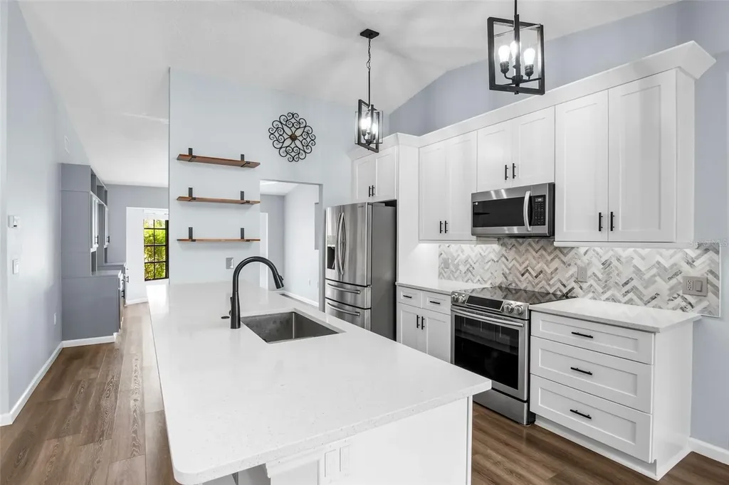 2529 Rustic Oak Ct Court Sarasota FL 34232