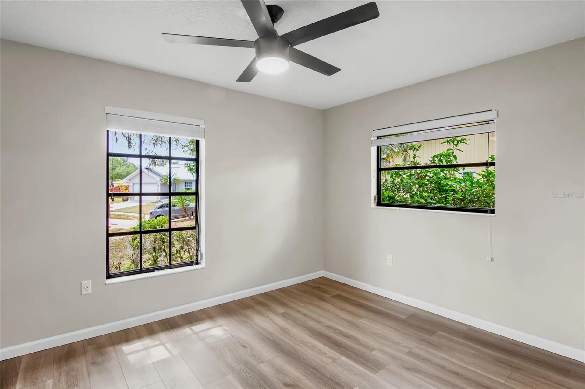 2529 Rustic Oak Ct Court Sarasota FL 34232