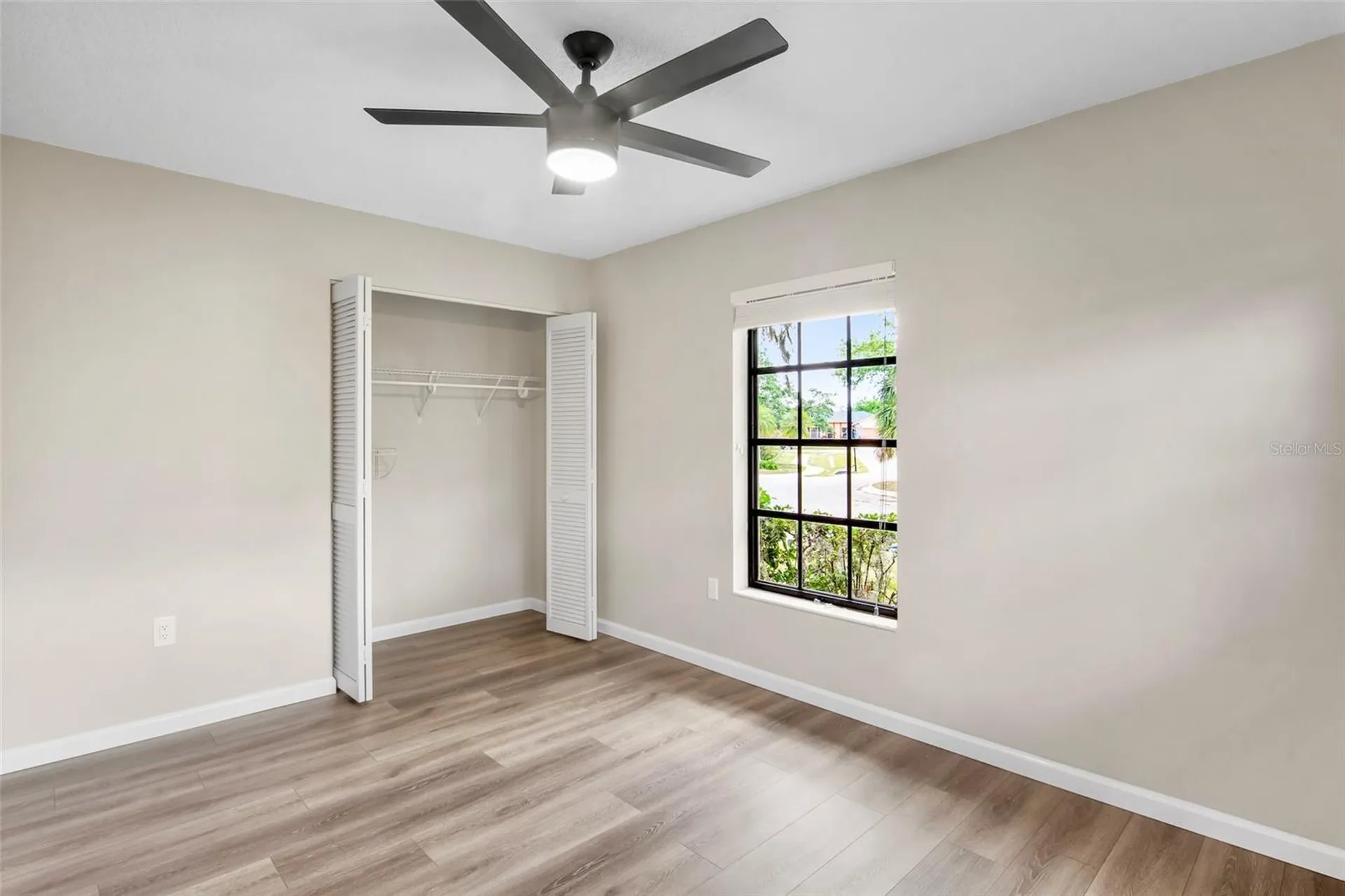 2529 Rustic Oak Ct Court Sarasota FL 34232