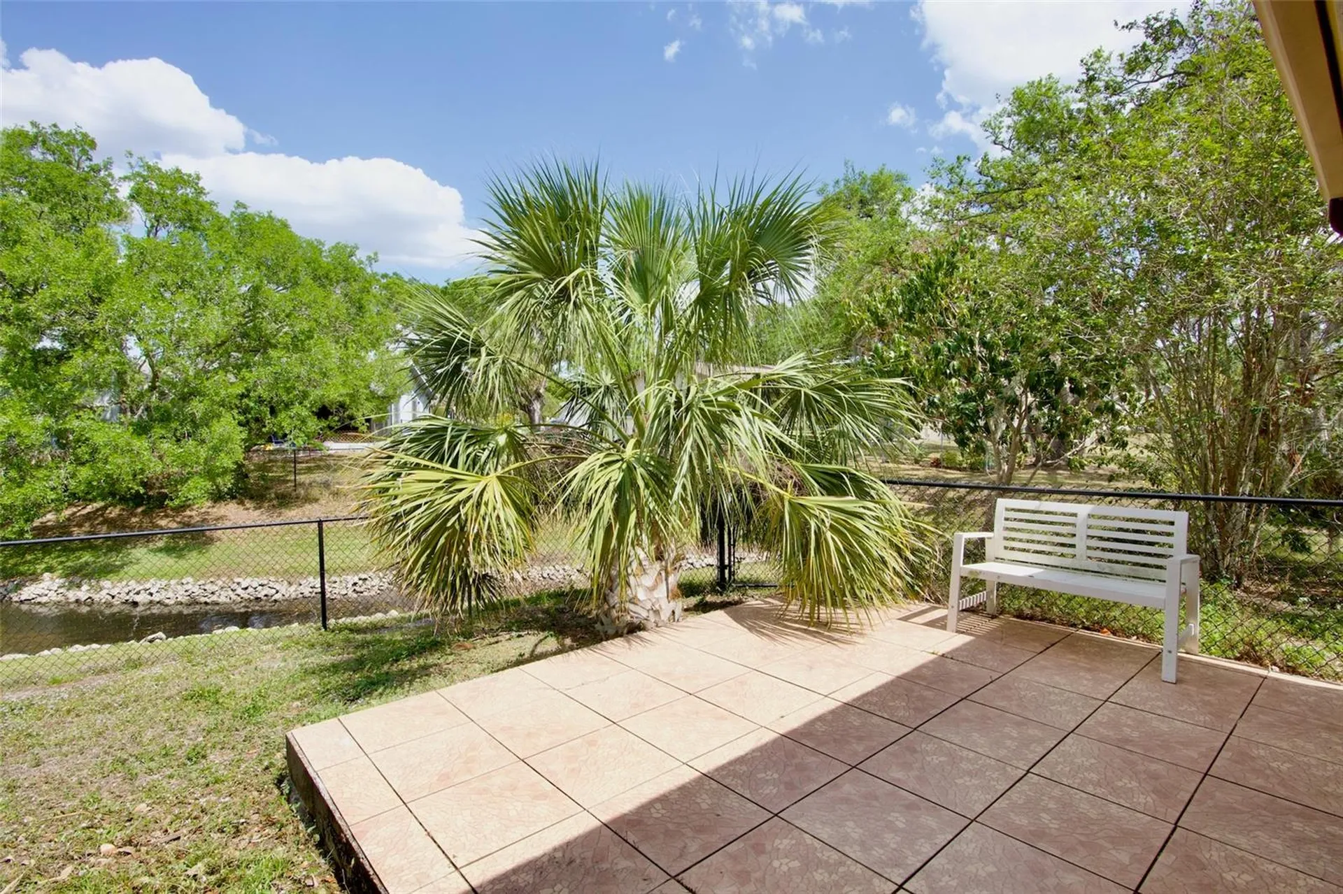 2529 Rustic Oak Ct Court Sarasota FL 34232