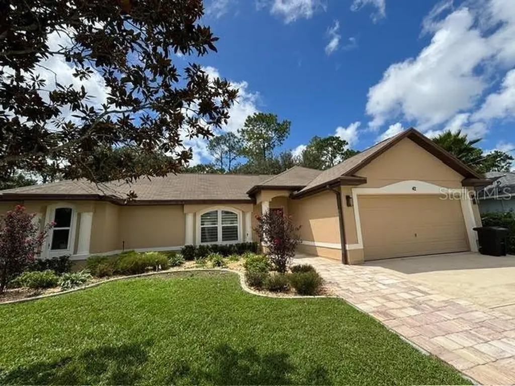 42 Russell Drive Palm Coast FL 32164
