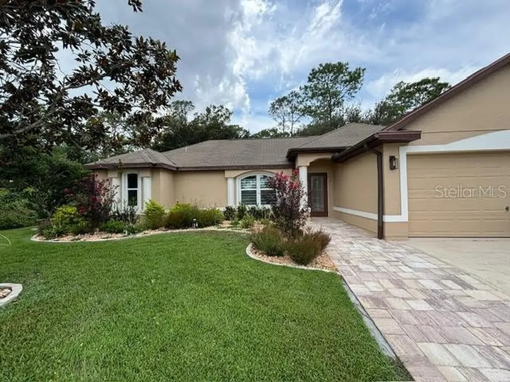 42 Russell Drive Palm Coast FL 32164