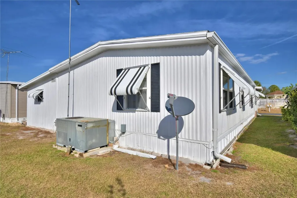 4228 Cedarwood Street Winter Haven FL 33880